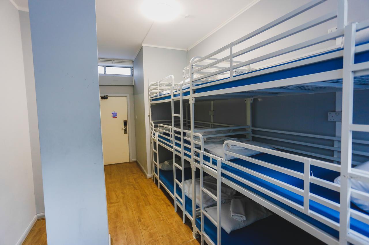 Via Limehouse Hostel London Exterior photo