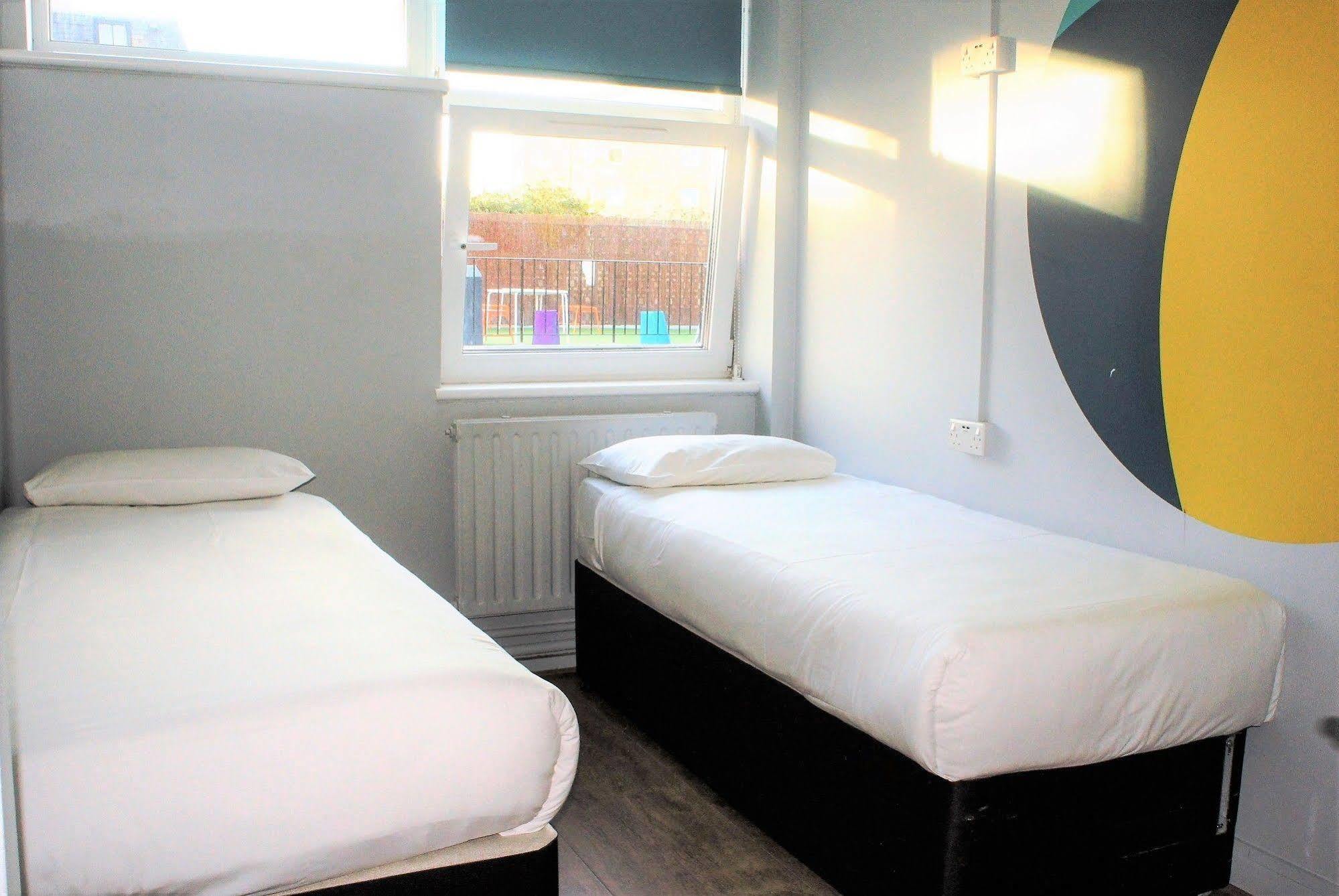 Via Limehouse Hostel London Exterior photo